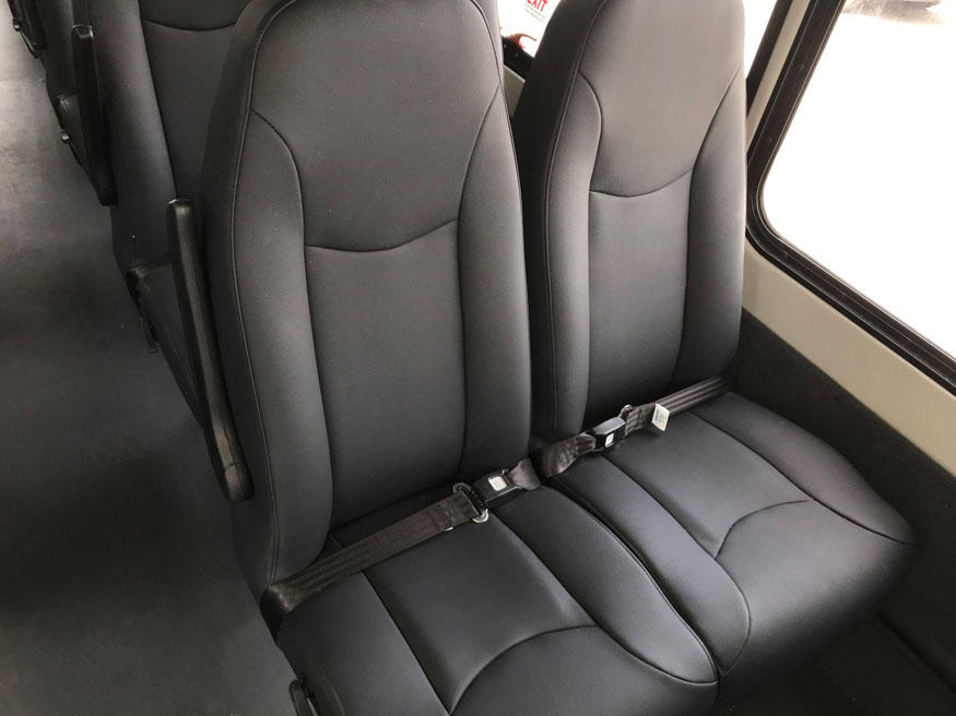 Ford F550 Starcraft XL - Seat