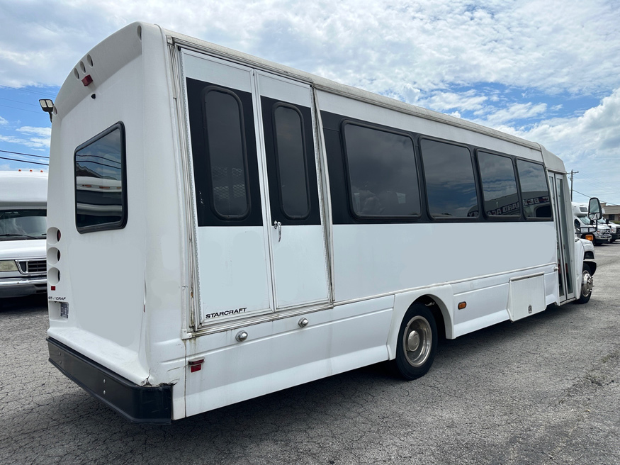 Medium Buses Para-Transit 2007: Chevrolet C5500 Starcraft XL (#243307 ...